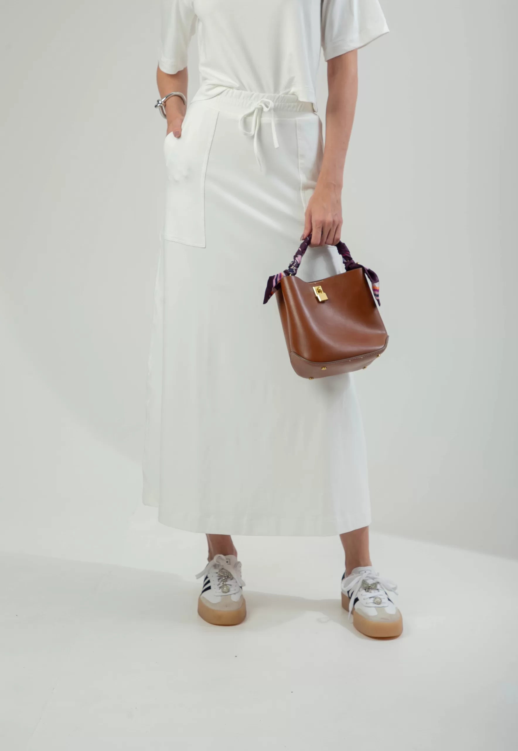 Saia Midi em Moletinho