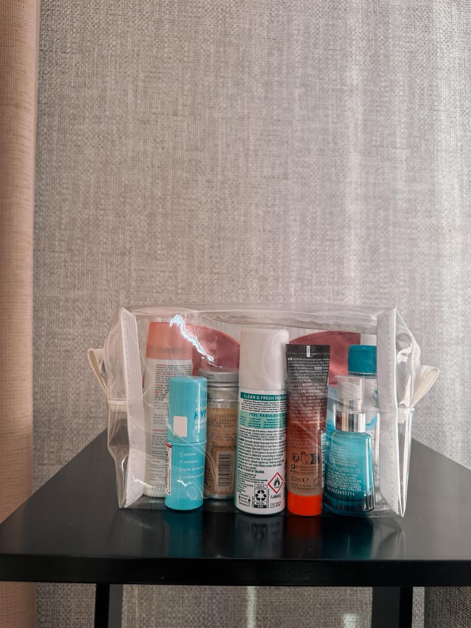 Necessaire Laço Bordado