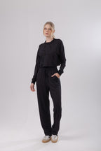 Conjunto Trip Calça e Cropped Bordado em Moletinho
