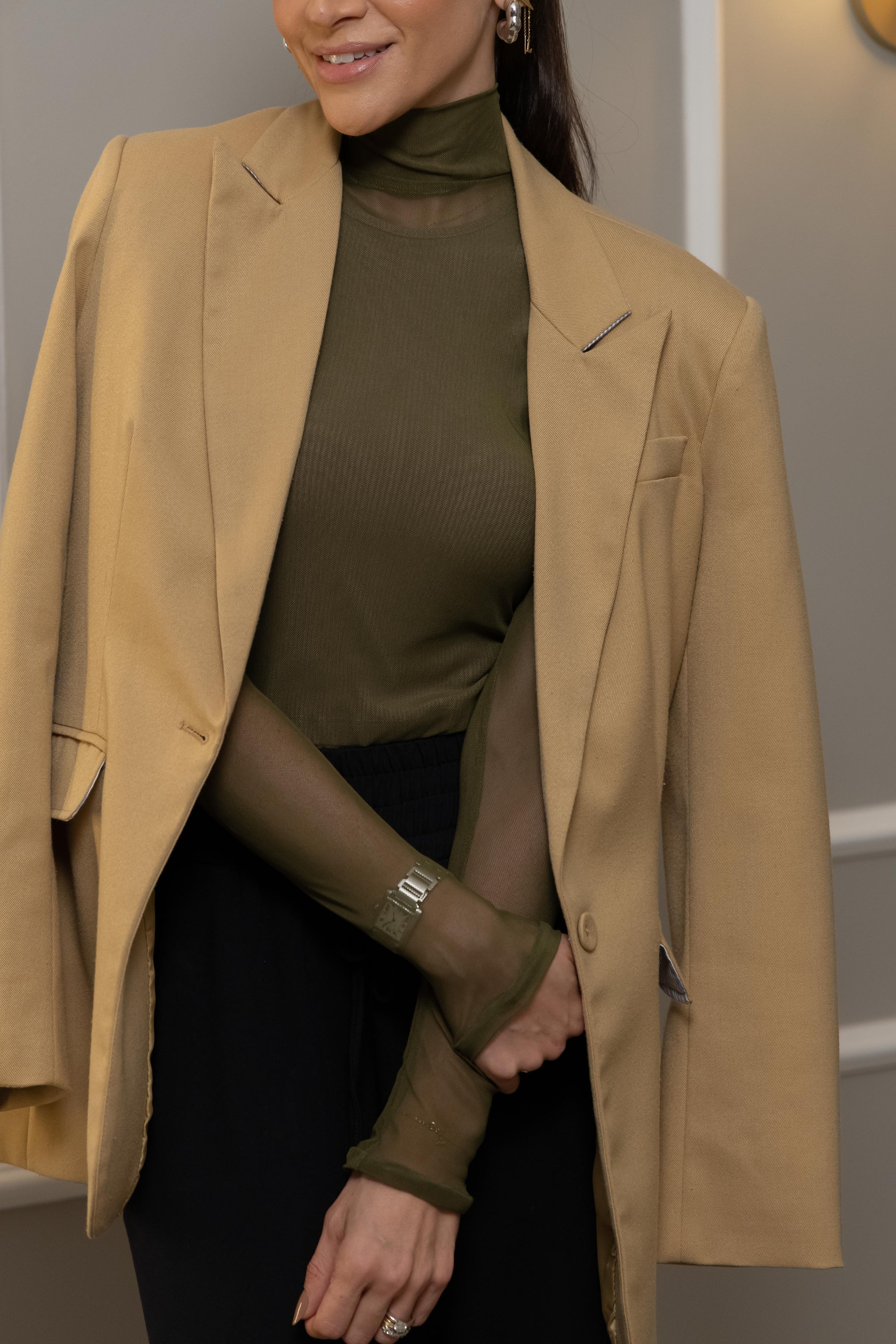 Blusa Tule Manga Longa