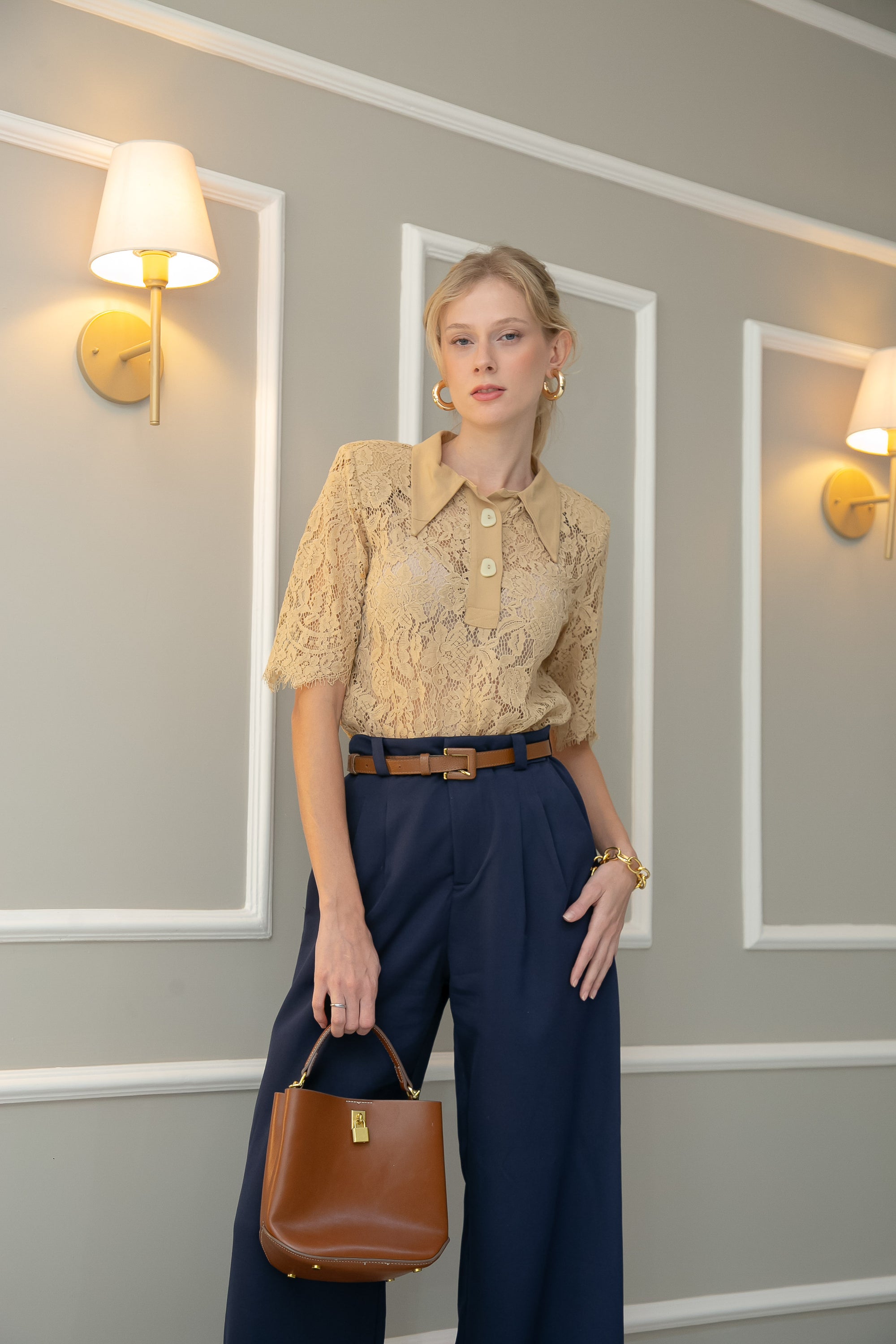 Blusa Renda com gola