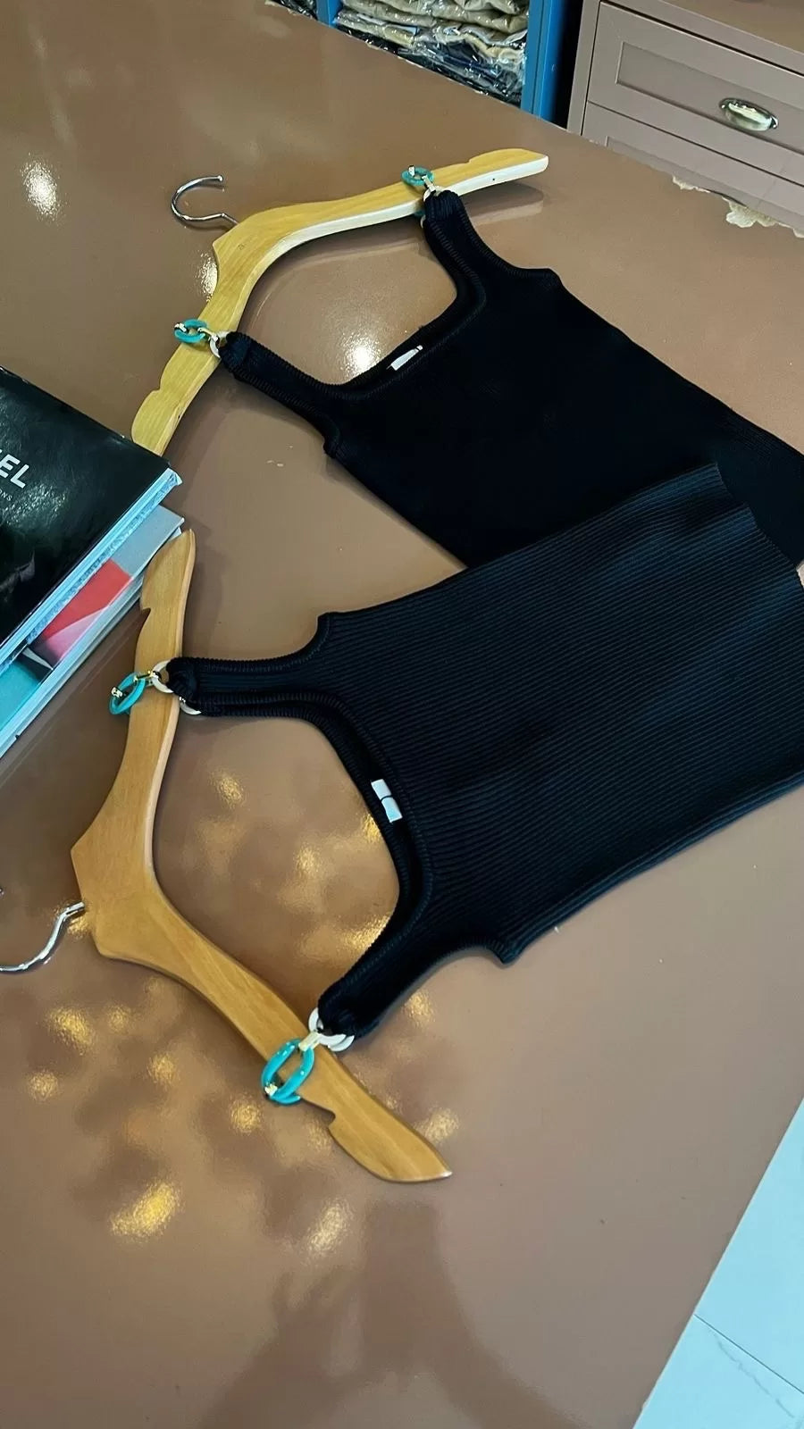 Blusa Regata Victória