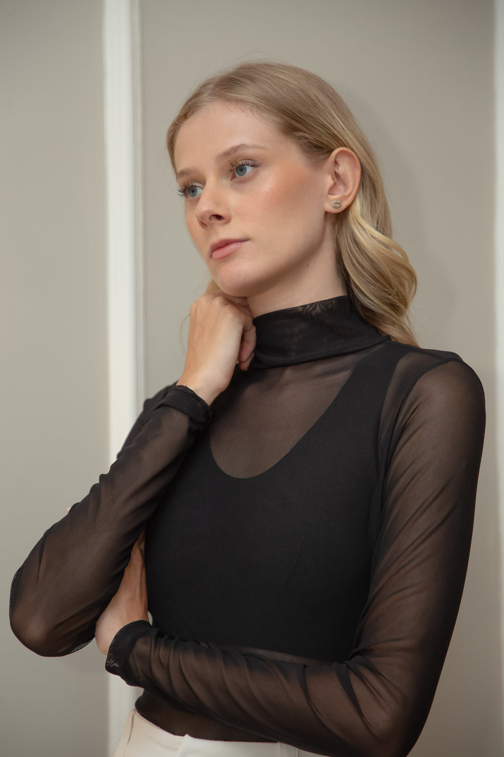 Blusa Tule Manga Longa