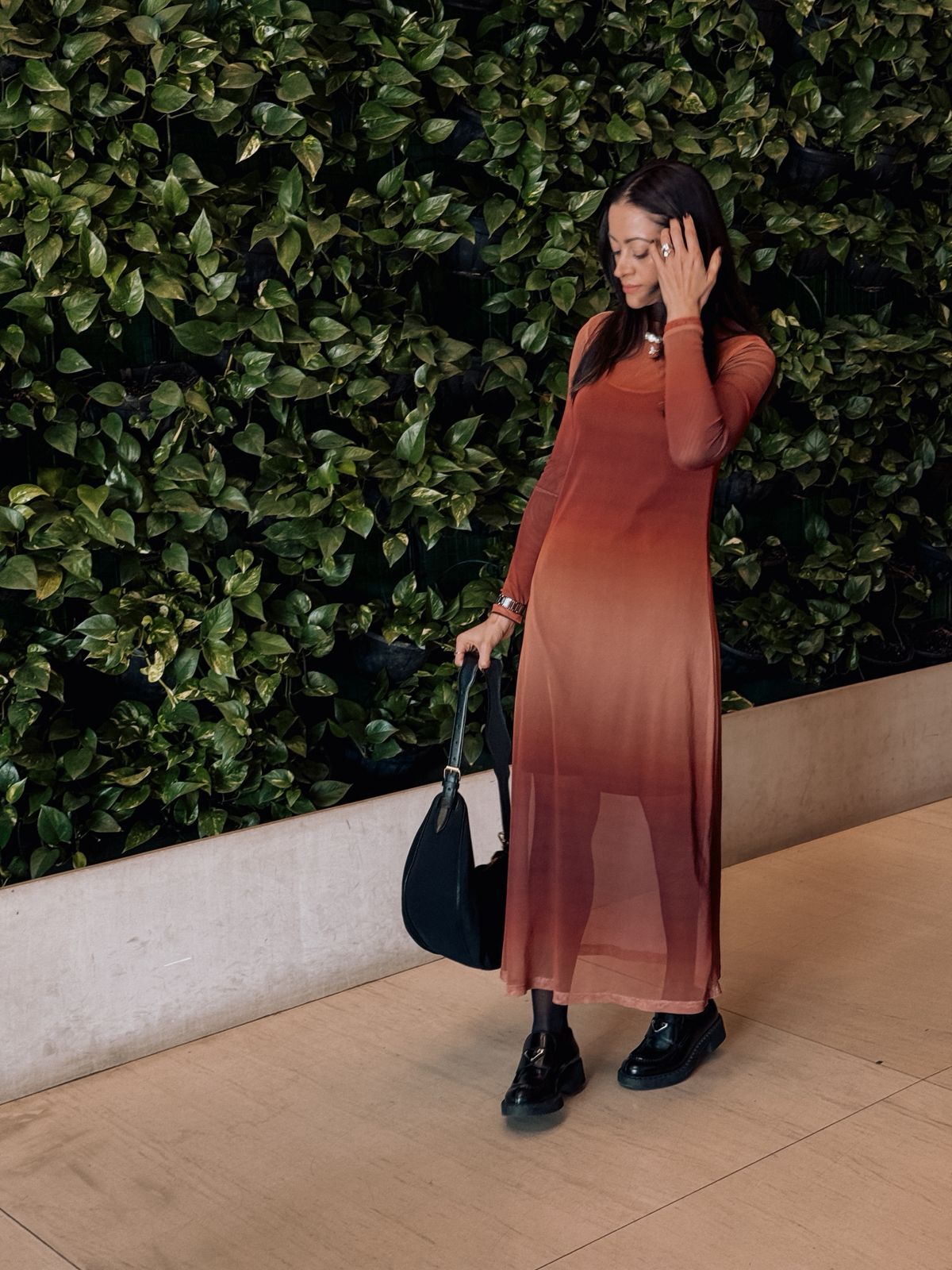 Vestido Tule Manga Longa